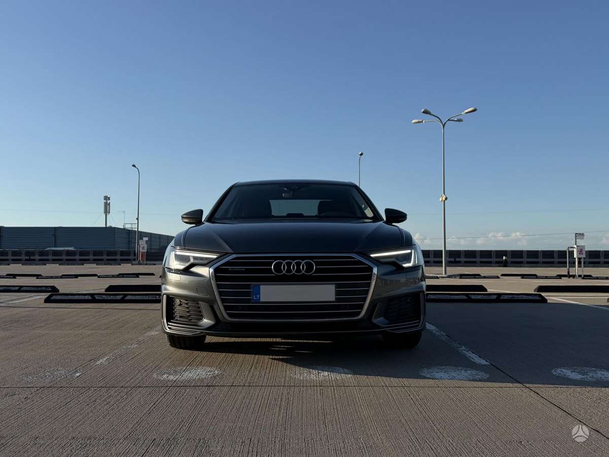 Audi A6, 2.0 l., Седан