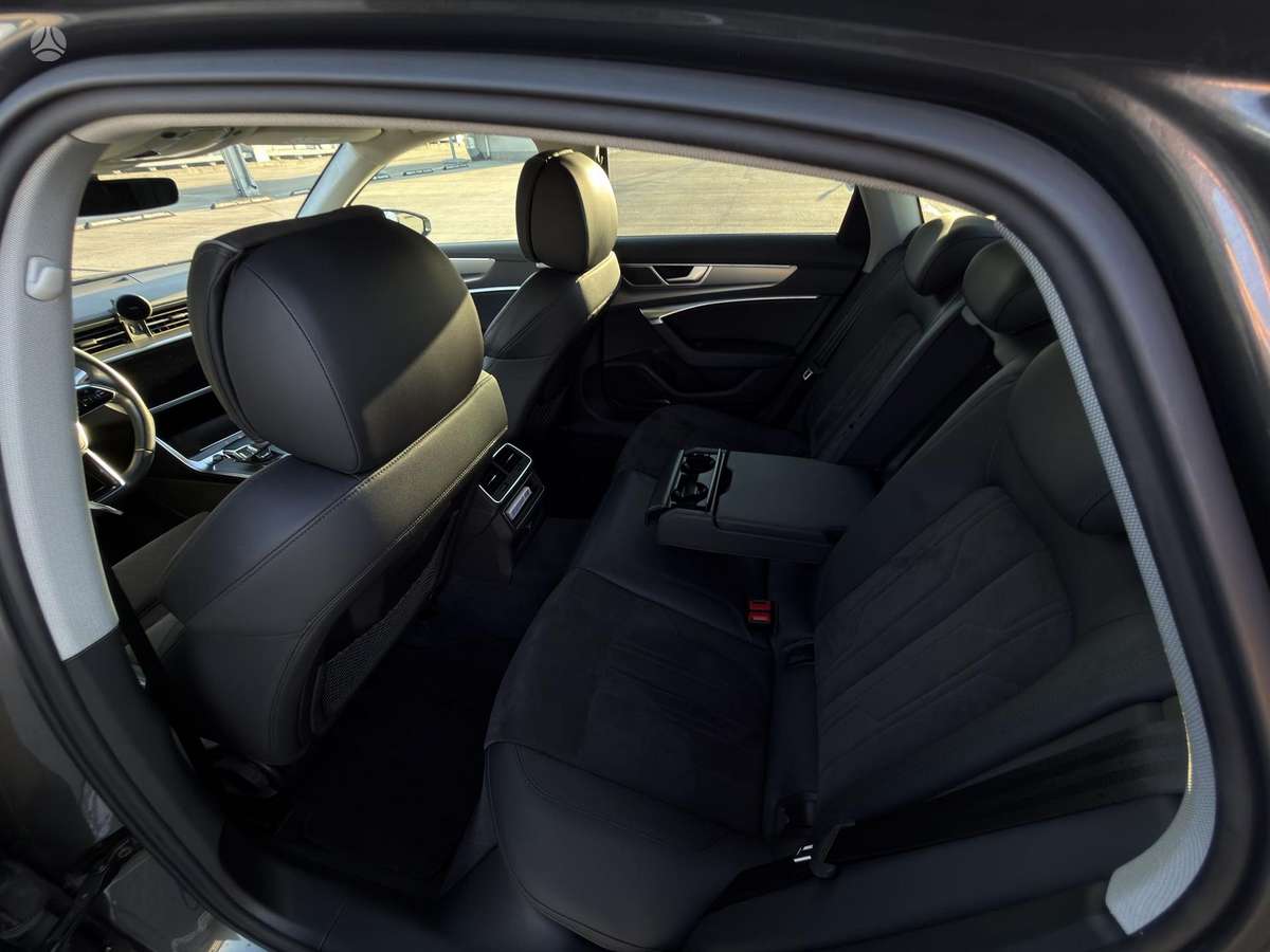 Audi A6, 2.0 l., Седан