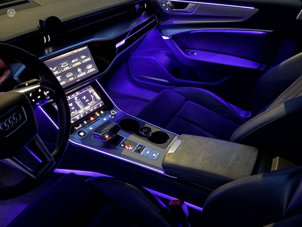 Audi A6, 2.0 l., Седан