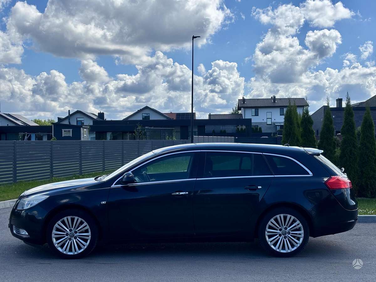Opel Insignia, 2.0 l., Универсал