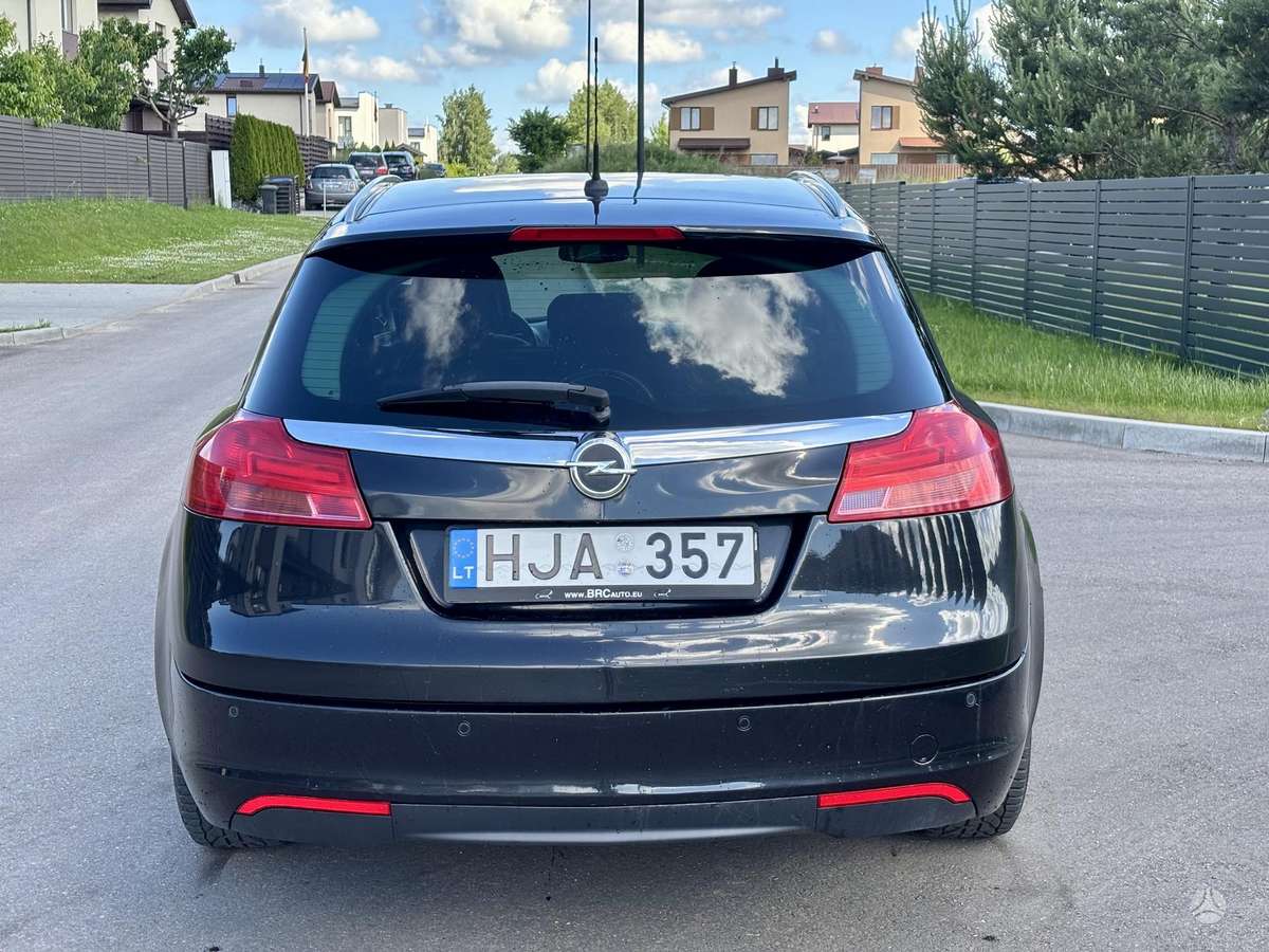 Opel Insignia, 2.0 l., Универсал