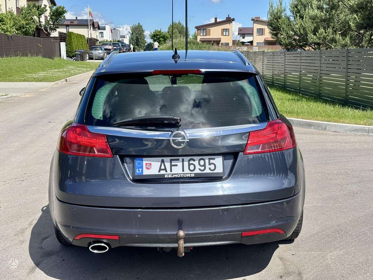 Opel Insignia, 2.0 l., Универсал