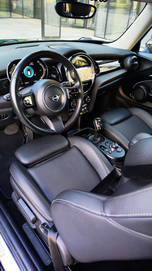 Mini Cooper SE, hatchback