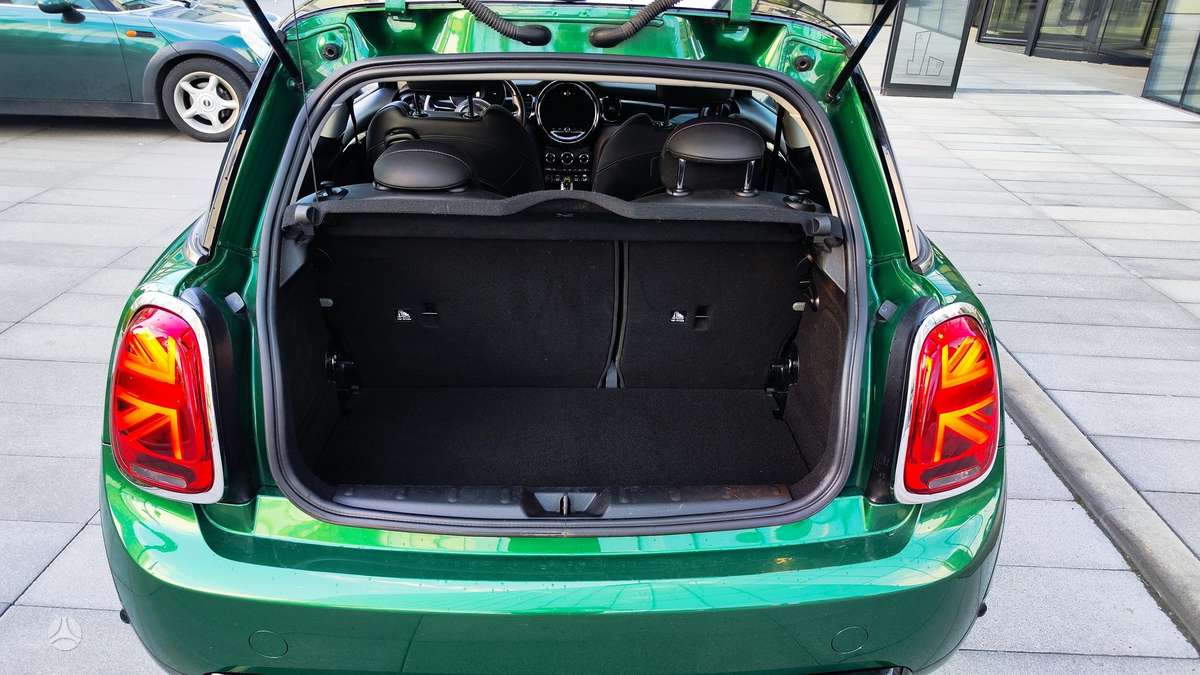 Mini Cooper SE, hatchback