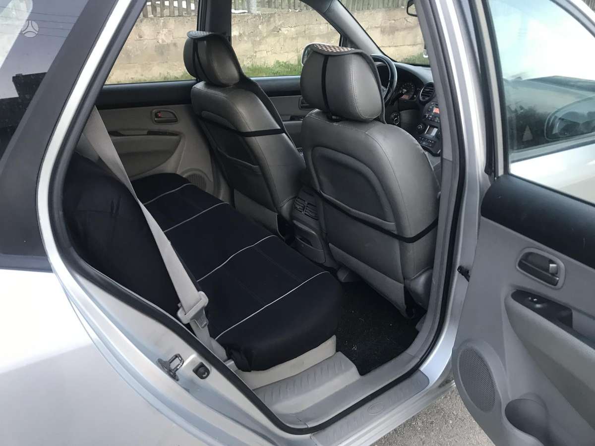 Kia Carens, 2.0 l., Минивэн