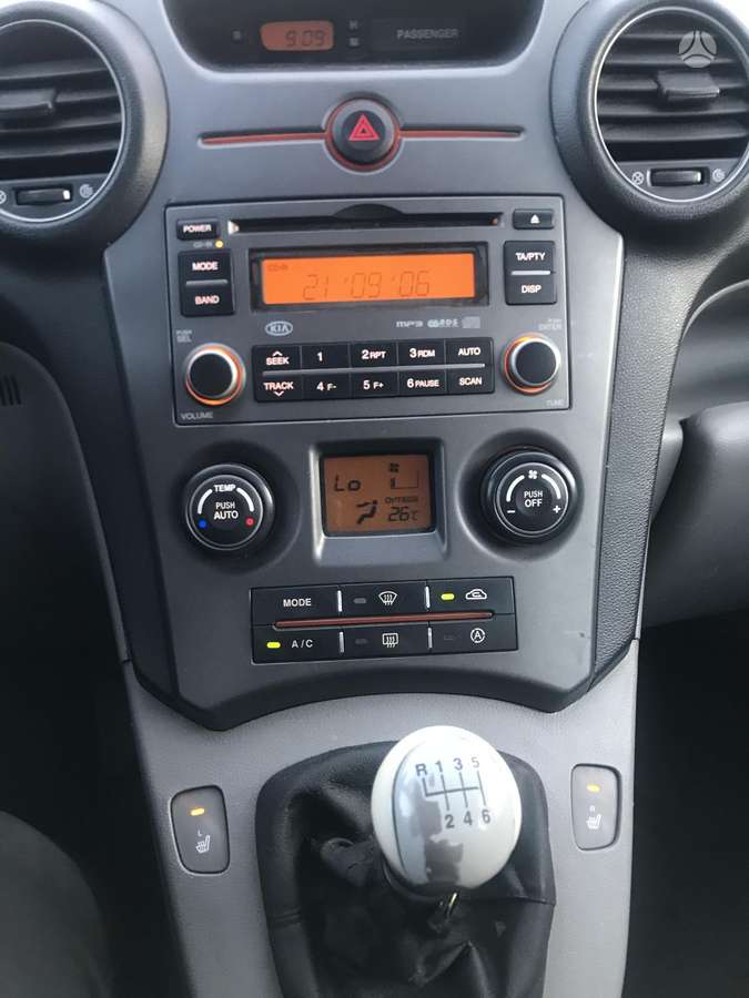 Kia Carens, 2.0 l., Минивэн