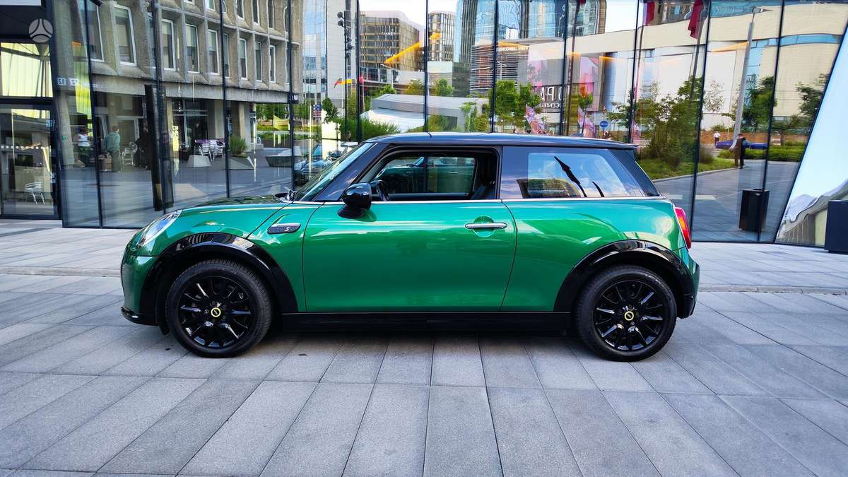 Mini Cooper SE, hatchback