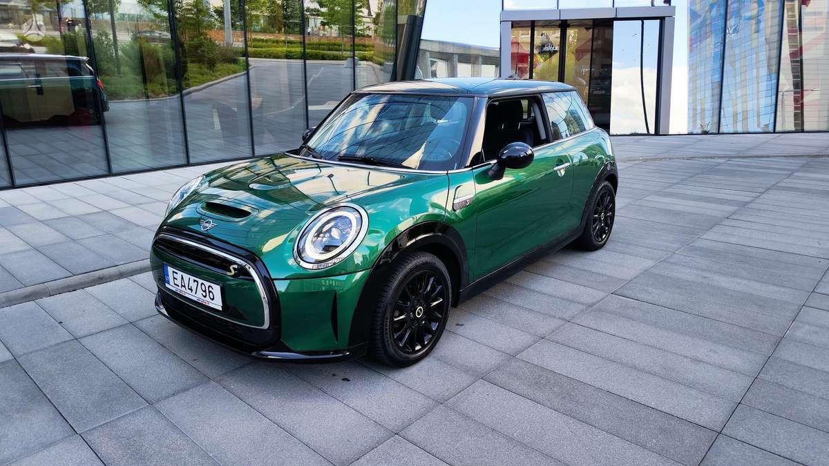 Mini Cooper SE, hatchback