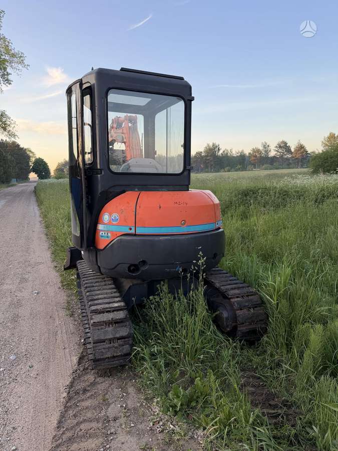 Kubota U30, excavator