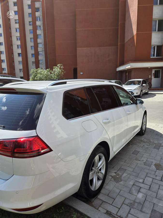 Volkswagen Golf - 4