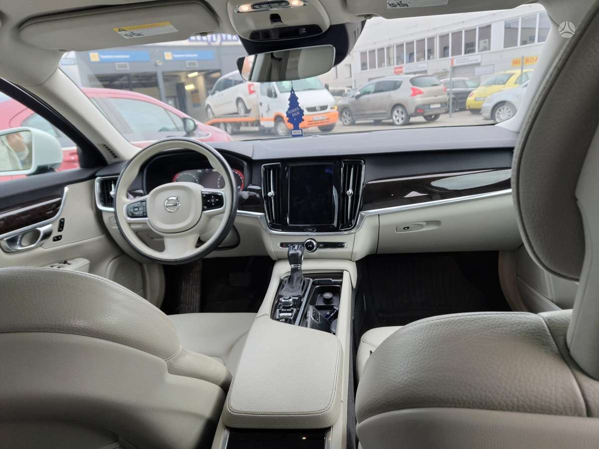 Volvo S90, 2.0 l., Седан