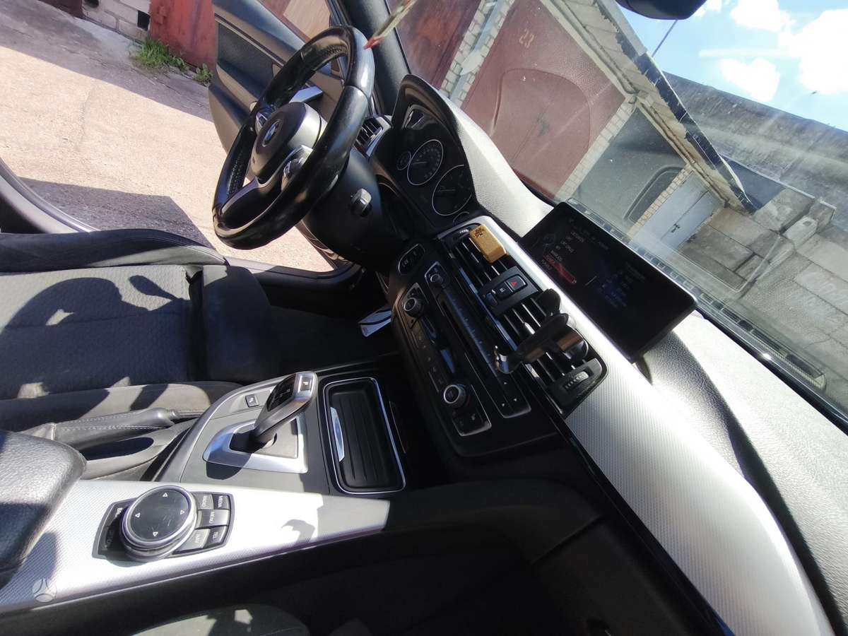 BMW 320, 2.0 l., wagon