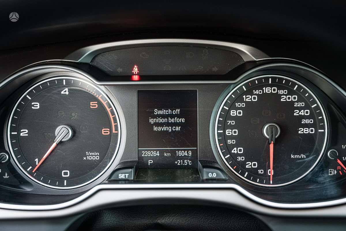 Audi A4, 2.0 l., Универсал