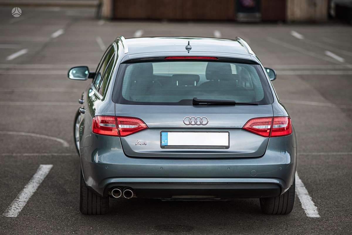 Audi A4, 2.0 l., Универсал