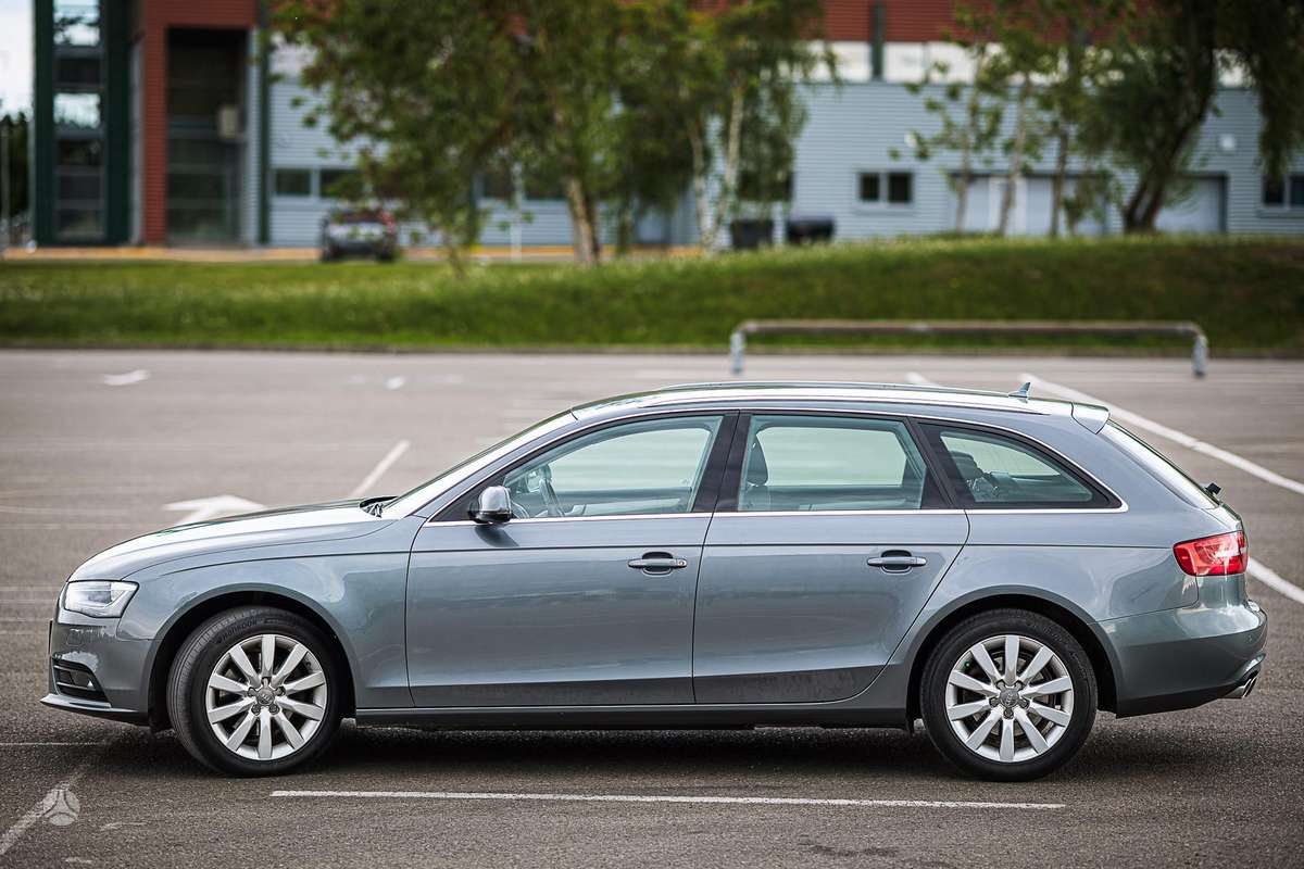Audi A4, 2.0 l., Универсал