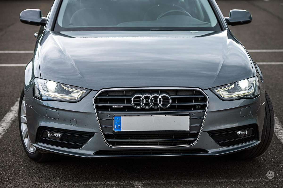 Audi A4, 2.0 l., Универсал