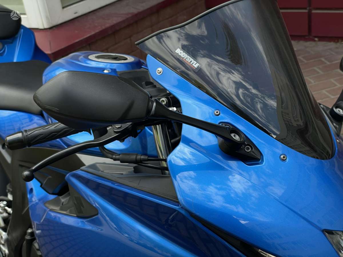 Suzuki GSX-R 125cc, superbikes