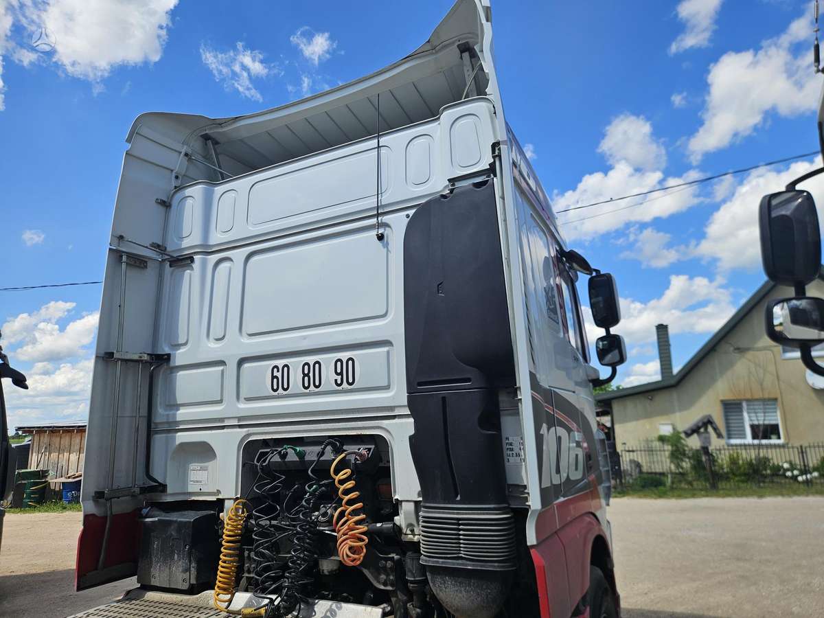 DAF XF106.460, double sleeper