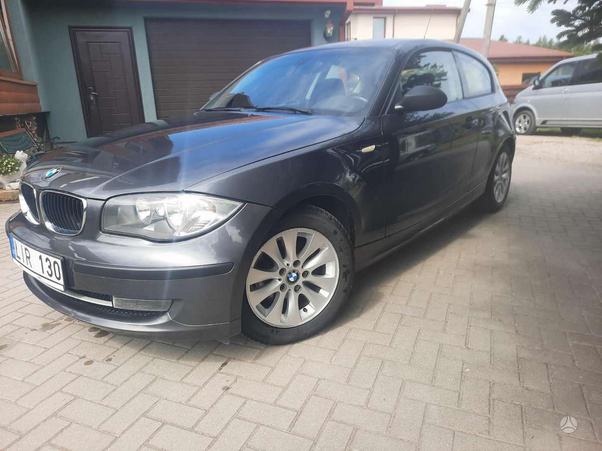 BMW 118, 2.0 l., hatchback