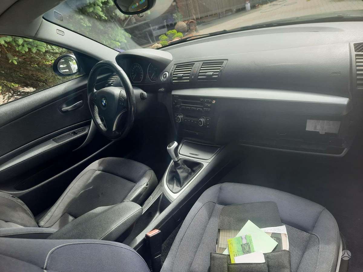 BMW 118, 2.0 l., hatchback