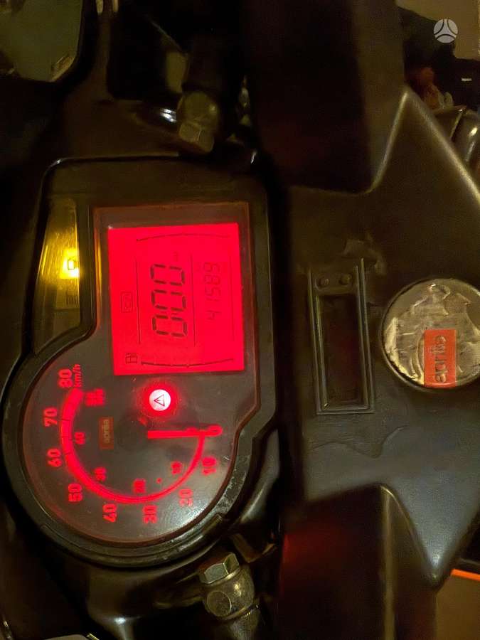 Aprilia SR 49cc, мотороллеры / мопеды