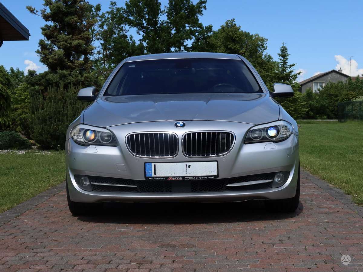 BMW 530, 3.0 l., Седан