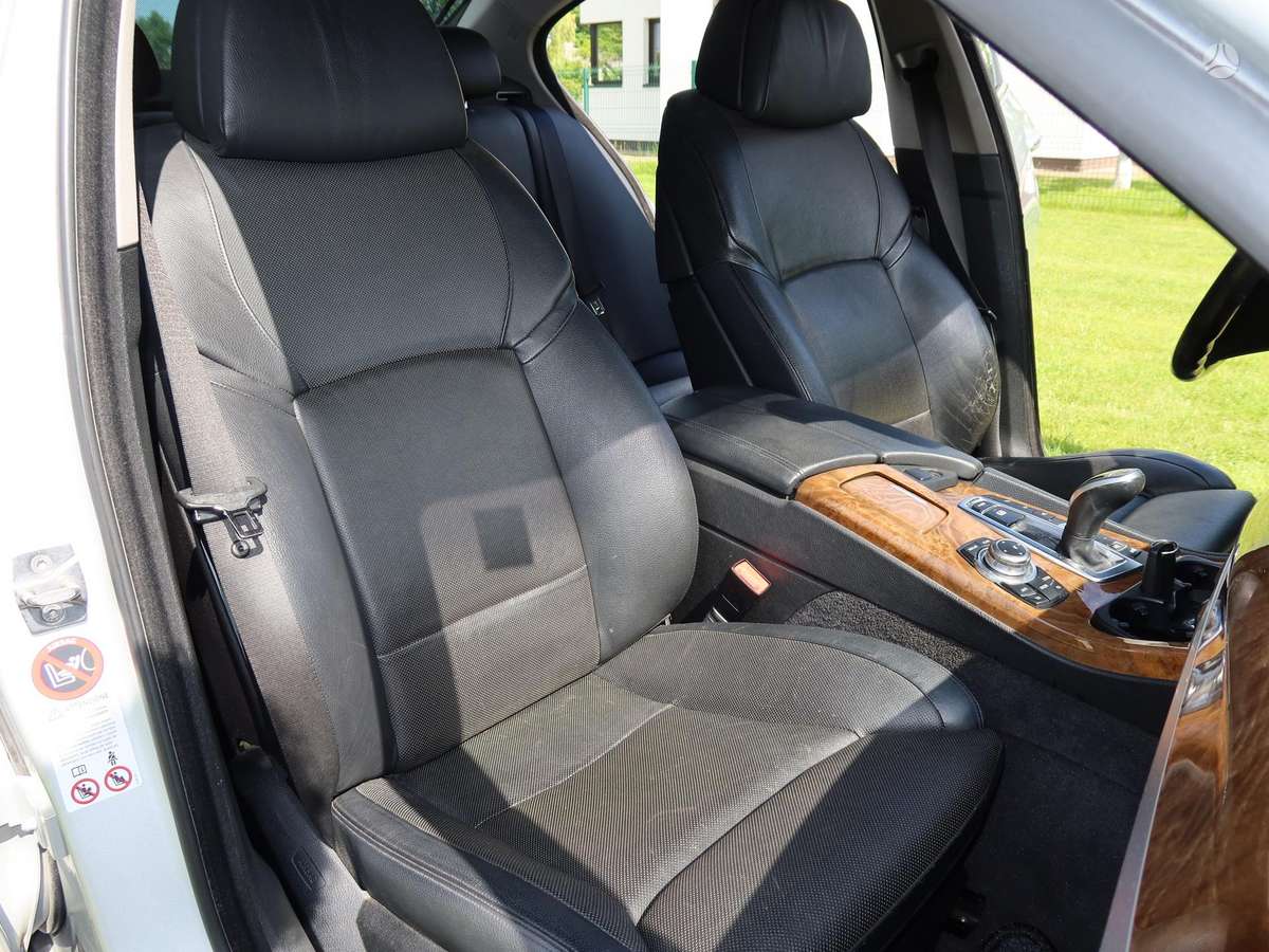 BMW 530, 3.0 l., Седан