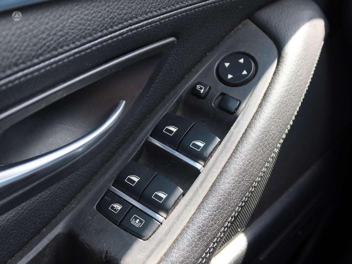 BMW 530, 3.0 l., Седан