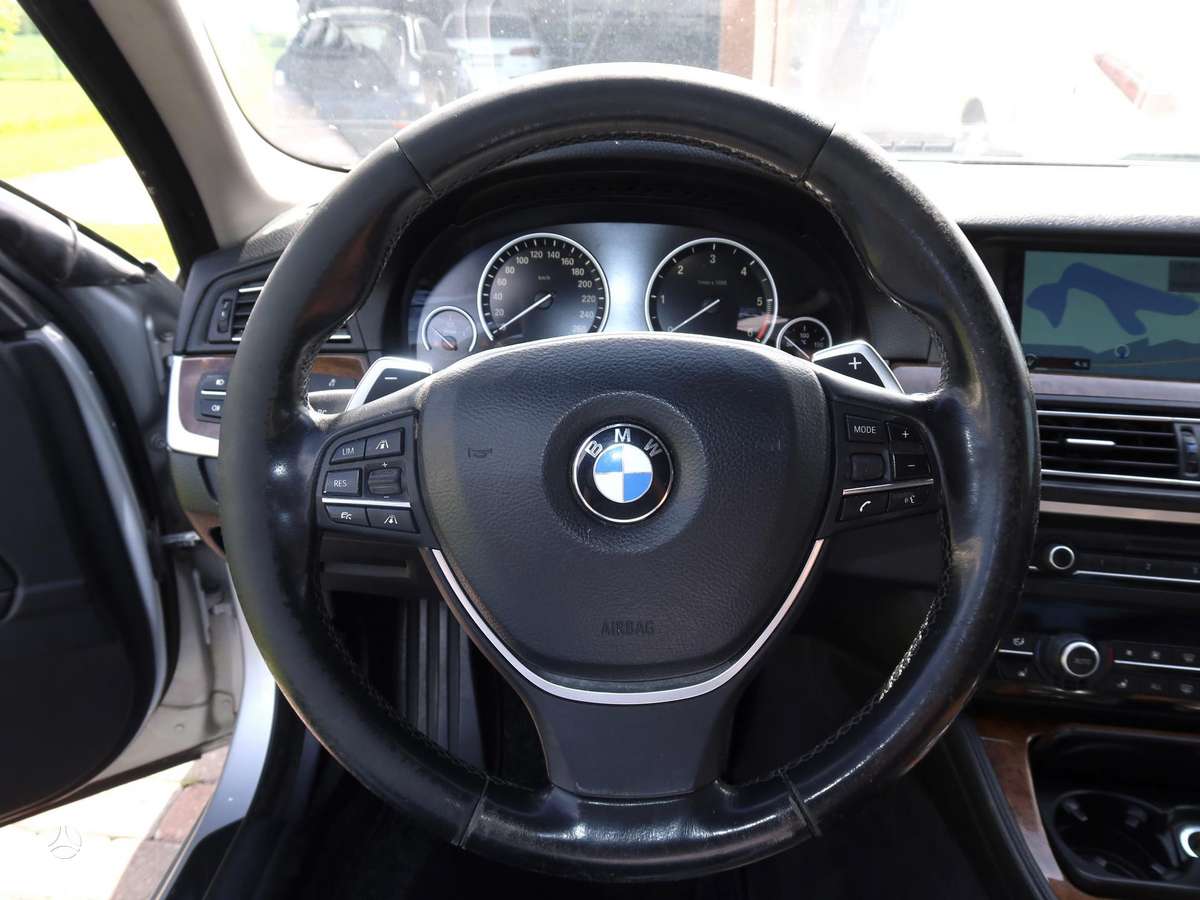 BMW 530, 3.0 l., Седан