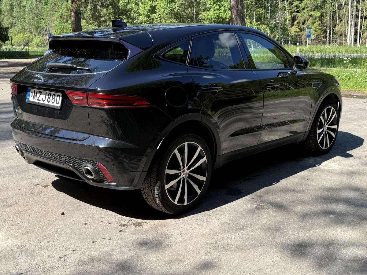 Jaguar E-Pace, 2.0 l., off-road / crossover