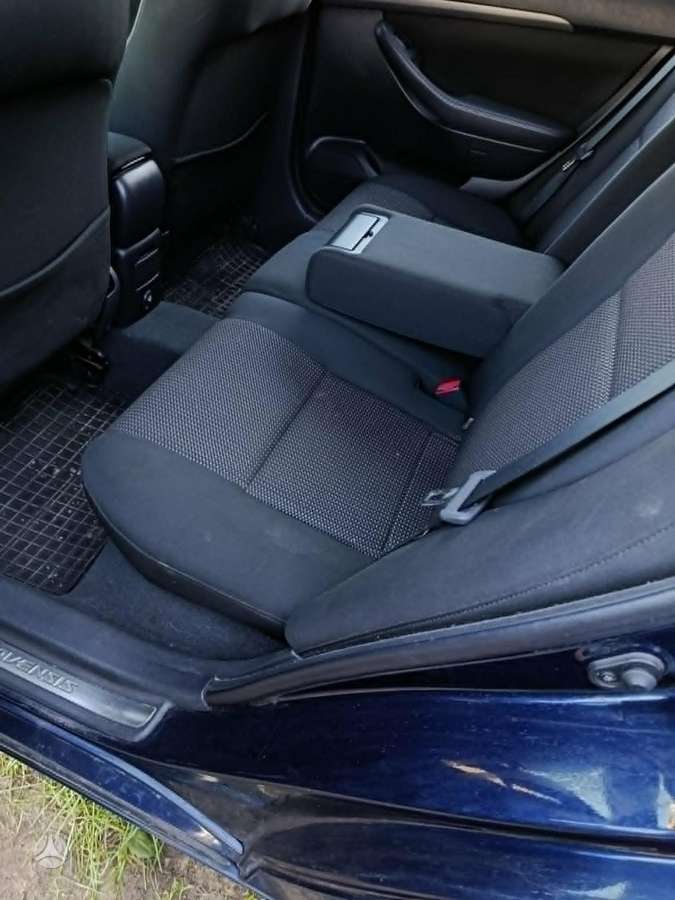 Toyota Avensis - 3
