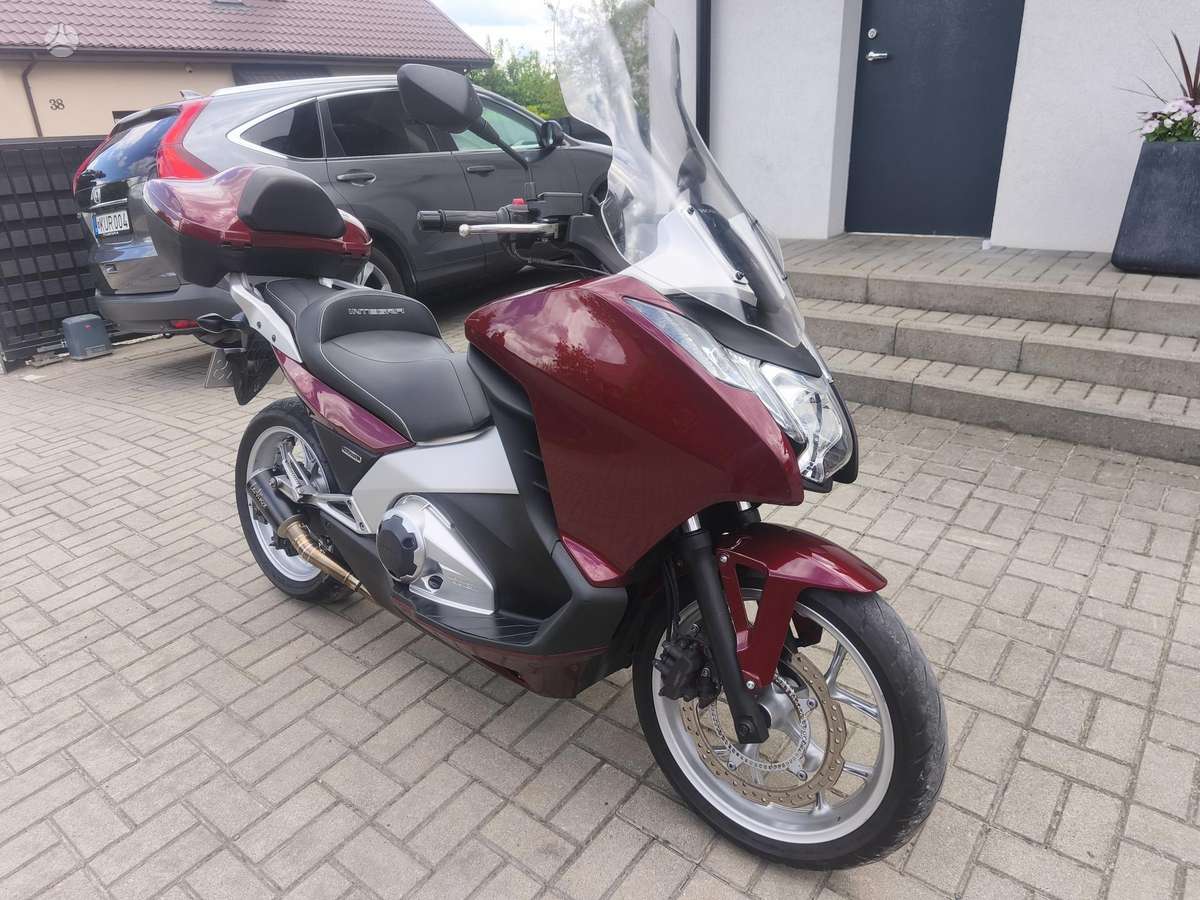 Honda NC 700cc, мотороллеры / мопеды