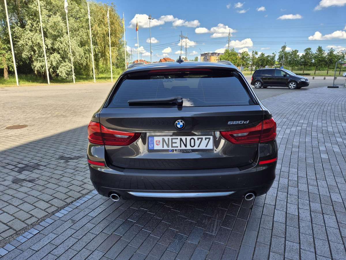 BMW 520, 2.0 l., wagon