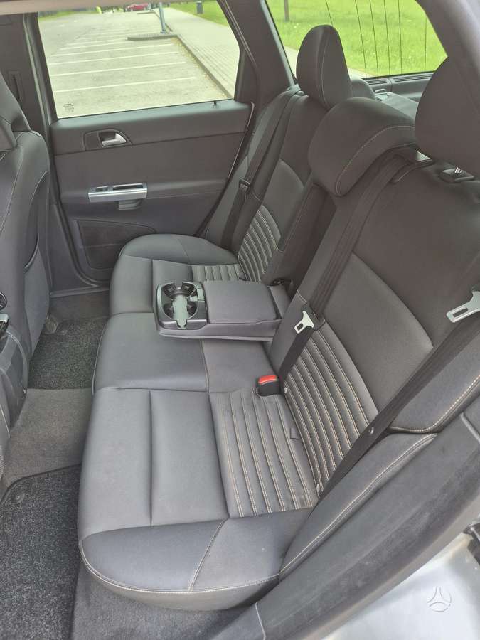 Volvo V50, 2.4 l., wagon