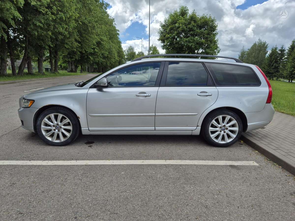 Volvo V50, 2.4 l., Универсал