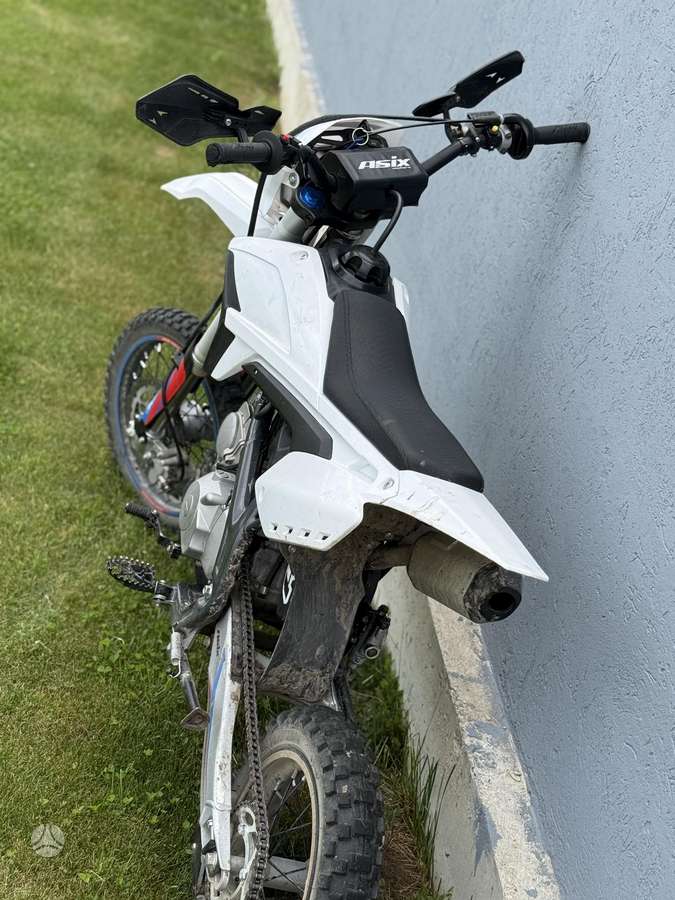 Asix Lizzard 125cc, кроссовые