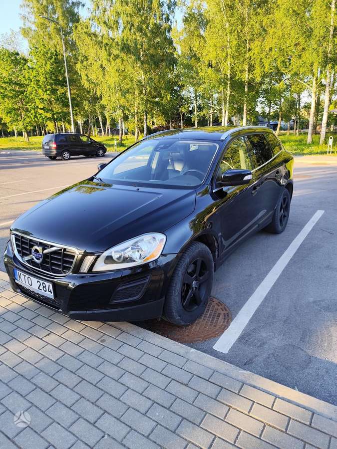 Volvo XC60 - 2