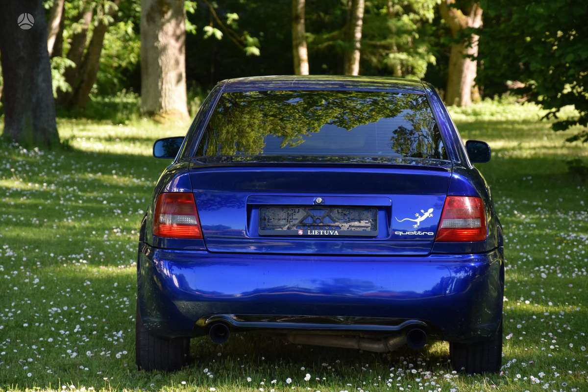 Audi A4, 1.9 l., Седан