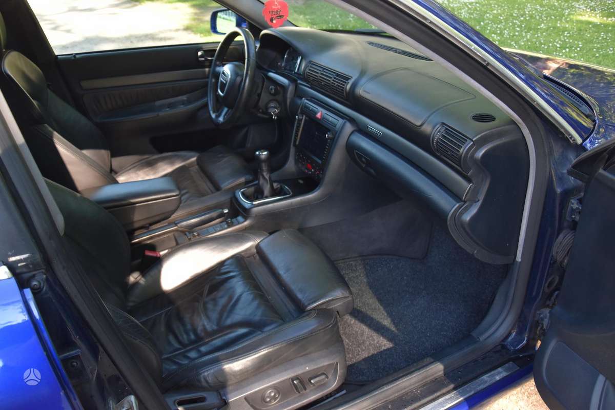 Audi A4, 1.9 l., Седан