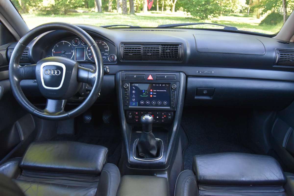 Audi A4, 1.9 l., Седан