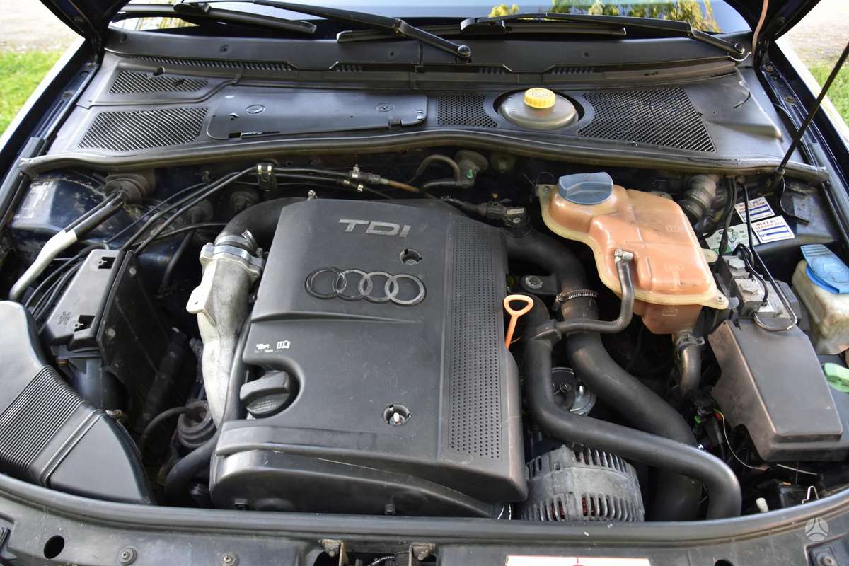 Audi A4, 1.9 l., Седан