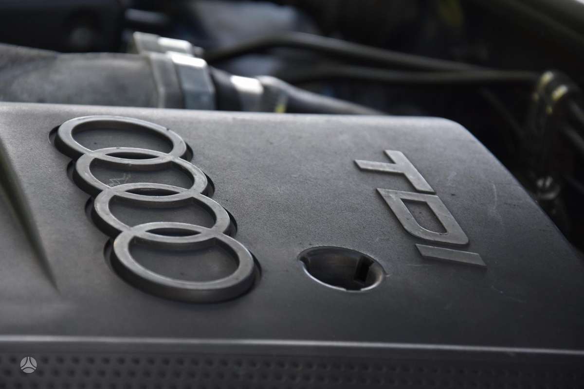 Audi A4, 1.9 l., Седан