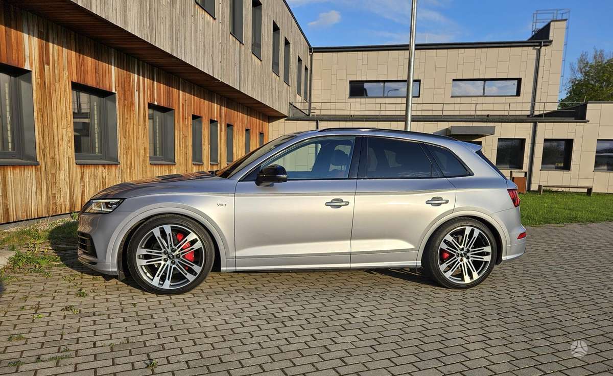 Audi SQ5, 3.0 l., off-road / crossover