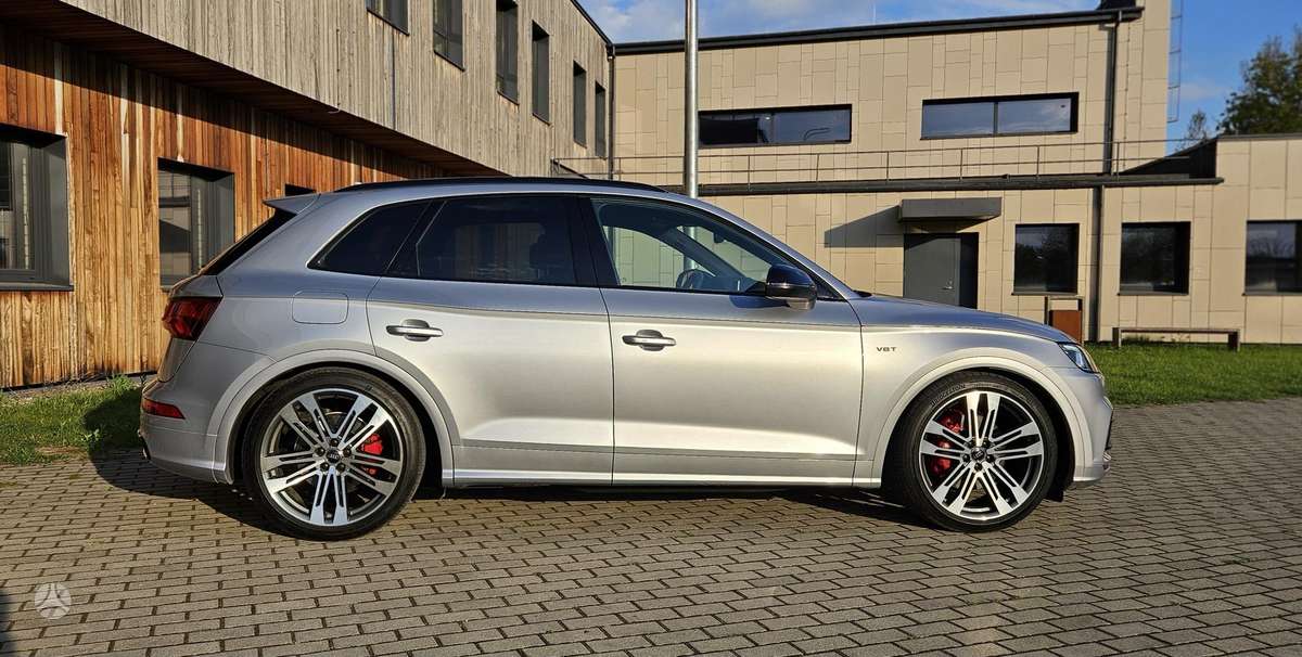Audi SQ5, 3.0 l., off-road / crossover