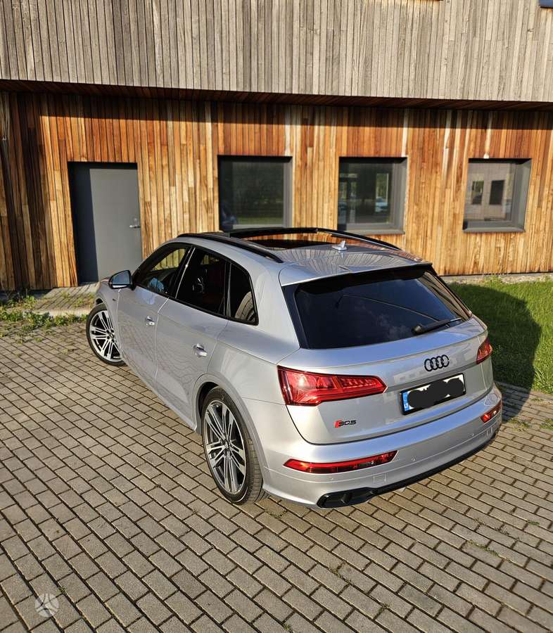 Audi SQ5, 3.0 l., off-road / crossover