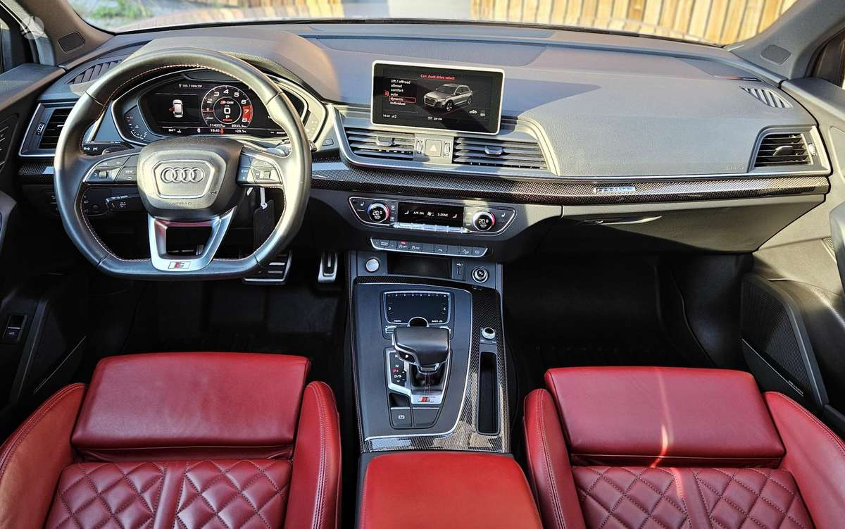 Audi SQ5, 3.0 l., off-road / crossover