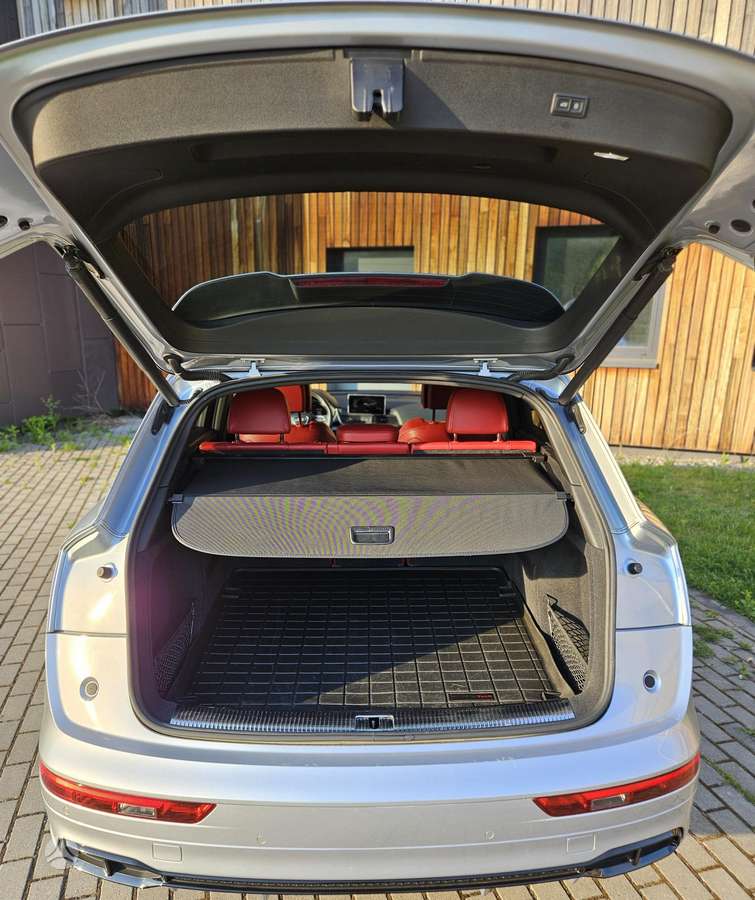 Audi SQ5, 3.0 l., off-road / crossover