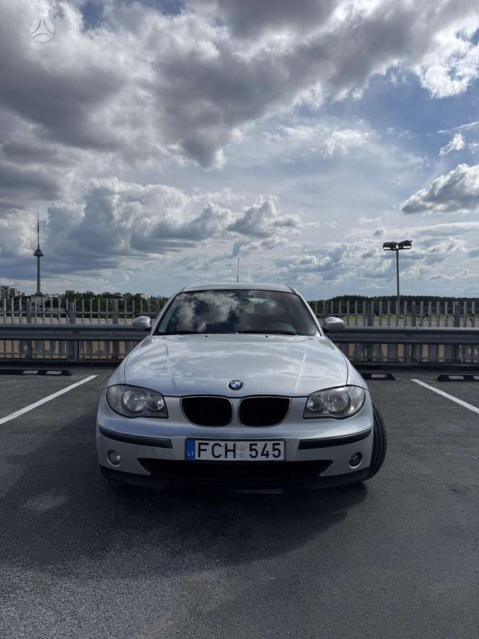 BMW 118, 2.0 l., Хэтчбек