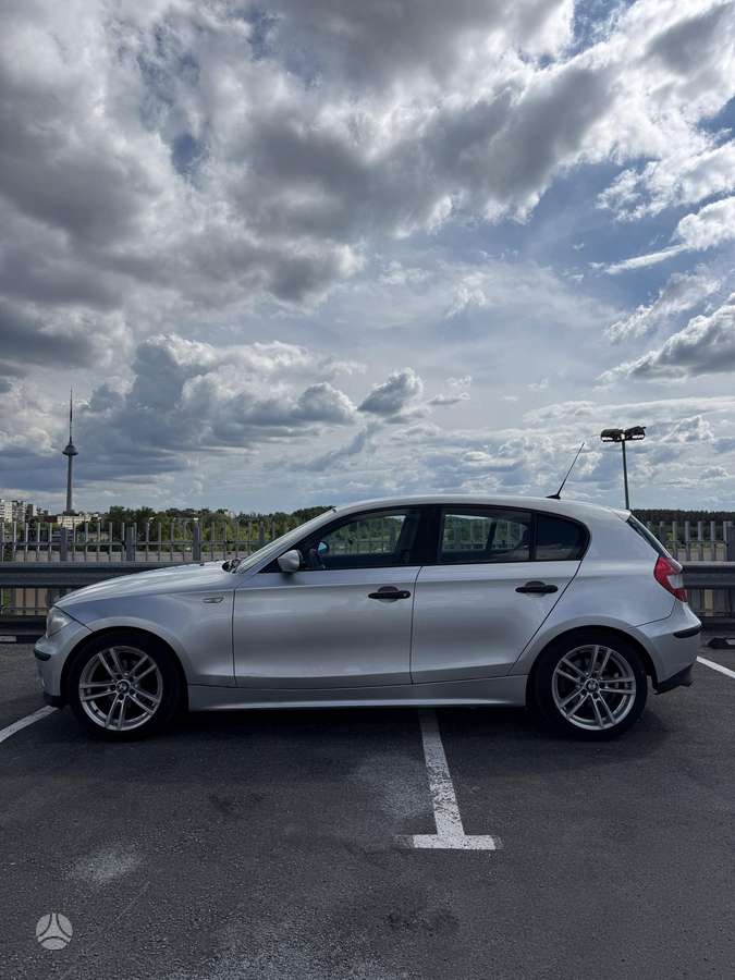 BMW 118, 2.0 l., Хэтчбек