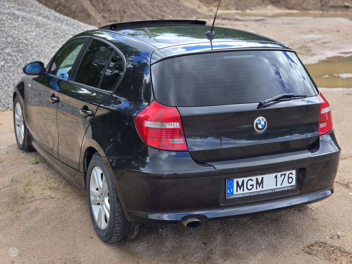BMW 120, 2.0 l., hatchback